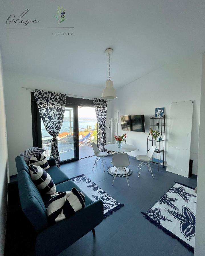 The Cube Apartment